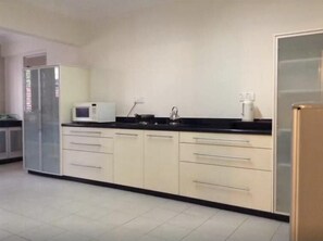 A&F Homestay @SS22 DoubleRoom A