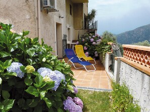 Grande terrasse pour la détente
