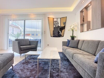 Luxurious T3 of 70 m2 with terrace near immediate Croisette