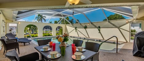 Outdoor dining