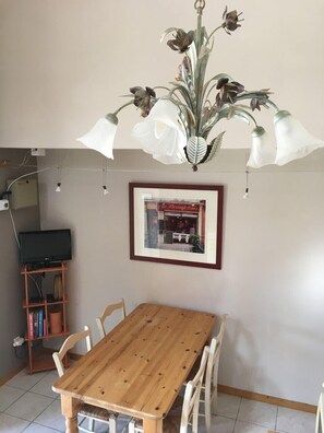 Kitchen area