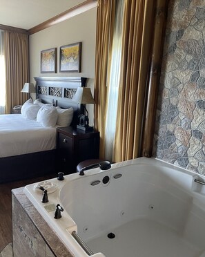 King Bedroom