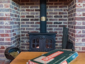 Cosy wood burner | Fulmar, Dungeness