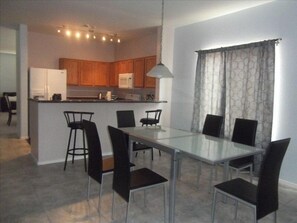 Casual Dining and Kitchen
