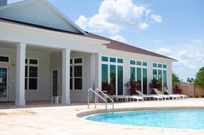 West Lucaya Resort near Disney!