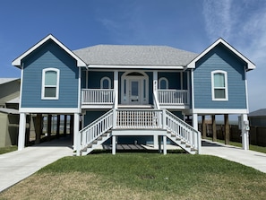 Front view of Sunset Cove!