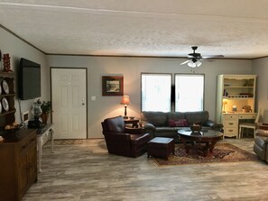 1 of 2 living areas 