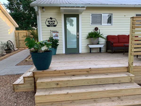 Entry from patio/deck