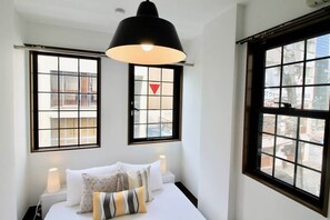 Queen size bed