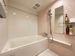 Bathtub