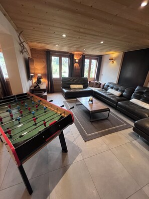 Game room