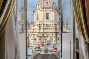 Choose the view you want to wake up to, and start the day inspired!