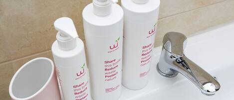 Bathroom amenities