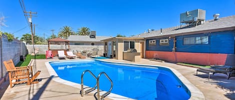 Las Vegas Vacation Rental Home | 4BR | 2BA | 1,700 Sq Ft | Single Story