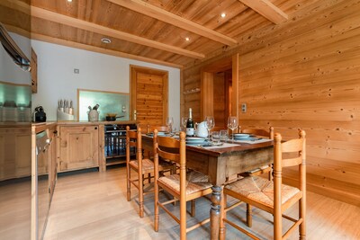 Complete dining set