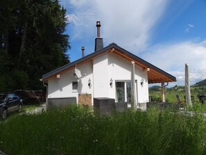 Haus mit Sitzplatz