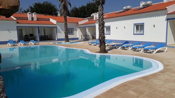 Utomhuspool
