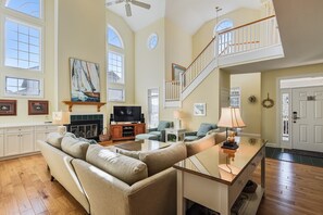 4 Main Level-Great Room-_DSC7682