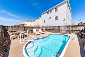 pool area