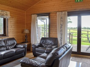 Living area | West Middlewick Farm - Dartmoor - West Middlewick Farm , Nomansland, near Tiverton