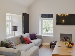 Comfy living room | Smithfield House, Tarbolton, near Ayr