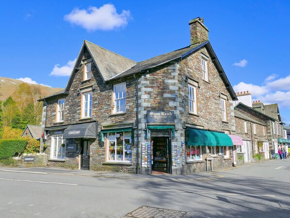 Immaculate, first floor apartment | Easedale Corner, Grasmere, near Ambleside