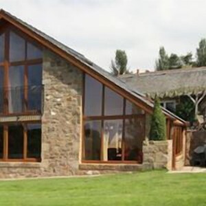 Luxury 5 star cottage with 4 ensuite bedrooms and beautiful views