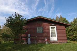 Pineview Exterior