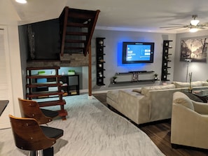 Kitchen meets Living room