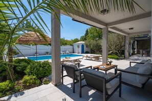 Villa Tugarka ist der perfekte Zufluchtsort für alle, die einen Rückzugsort suchen und dennoch Zugang zu allem haben möchten