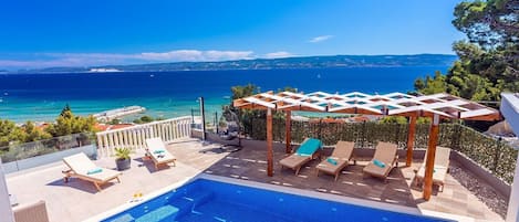 Villa Matan - privater 28m2 Pool, 5 Schlafzimmer, 6 Badezimmer, 10 Personen MAX