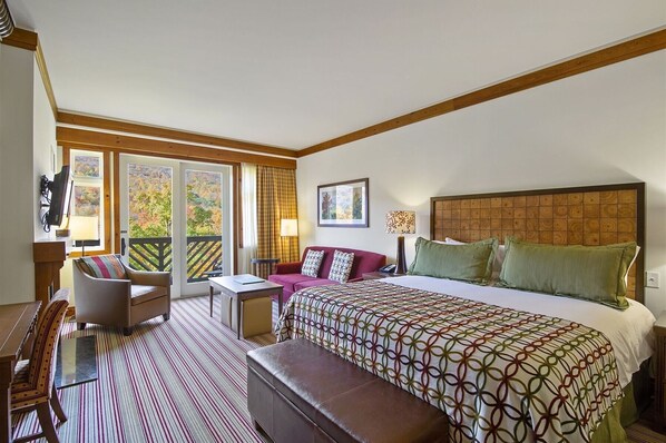 King-size bed and queen-size sleeper sofa