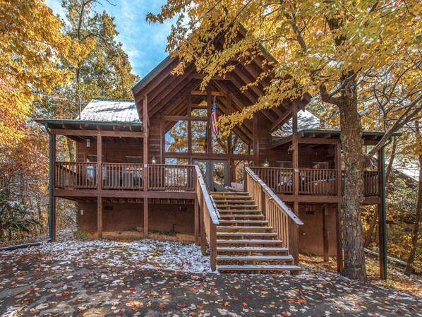 Welcome to Sunset Lodge!