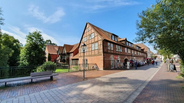 Außenansicht Auenglück im Von Cölln Hof - Perfekte Lage zwischen Fußgängerzone, Ilmenau und Kurpark