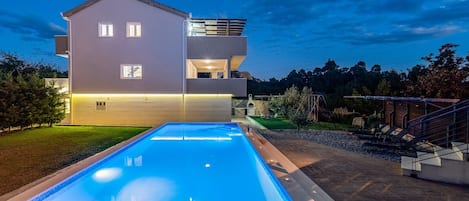 Villa Jelena with private pool, Sauna, and children's playground