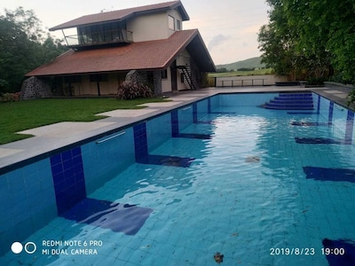 Jungle Safari Holiday Villa with 3 Bdrms