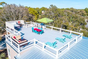 Rooftop deck with seating