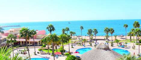 Beautiful pool and Sea of Cortes View