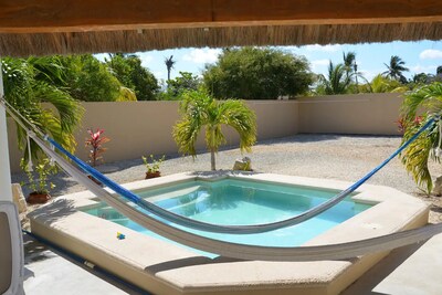 Casa Canukatan - Una villa moderna de playa mexicana