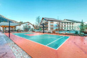 Sport court