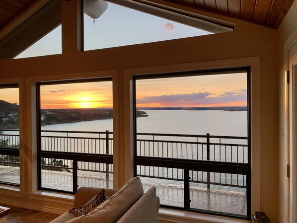 Come experience these beautiful Texas sunsets!