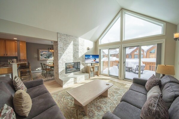 Great for a CO mountain getaway! #winter