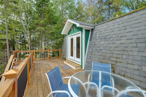 Private Deck | Outdoor Dining