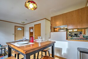 Great bar stool table for four.