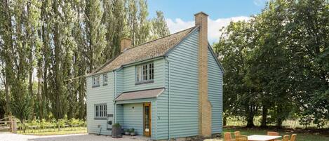 Meadow Cottage - StayCotswold