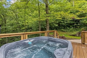 Bain à remous extérieur