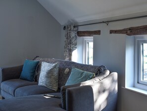 Living area | Treacle Cottage - Boon Town Farm, Warton, near Carnforth