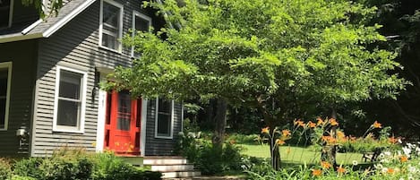 Converted Berkshire Schoolhouse by a lovely, quiet river. 