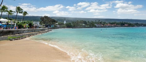 Take a dip in the ocean at Kailua Pier.