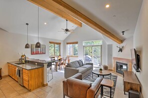 Living Room | Sleeper Sofa | Smart TV | Fireplace